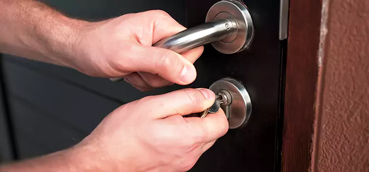 Pella Storm Door Lock Body Replacement Valparaiso